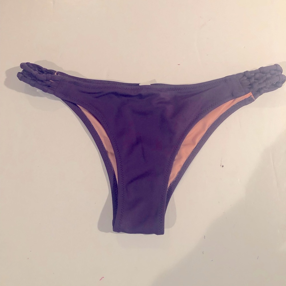 VICTORIA’S SECRET Eggplant Braided Side Bikini Bottoms S